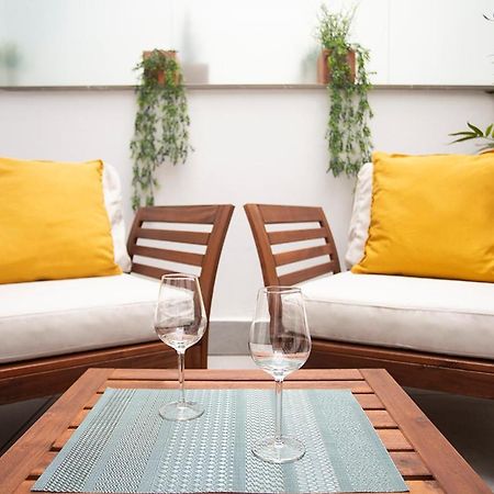 Apartamentos Bajeles Sevilla Urban Экстерьер фото