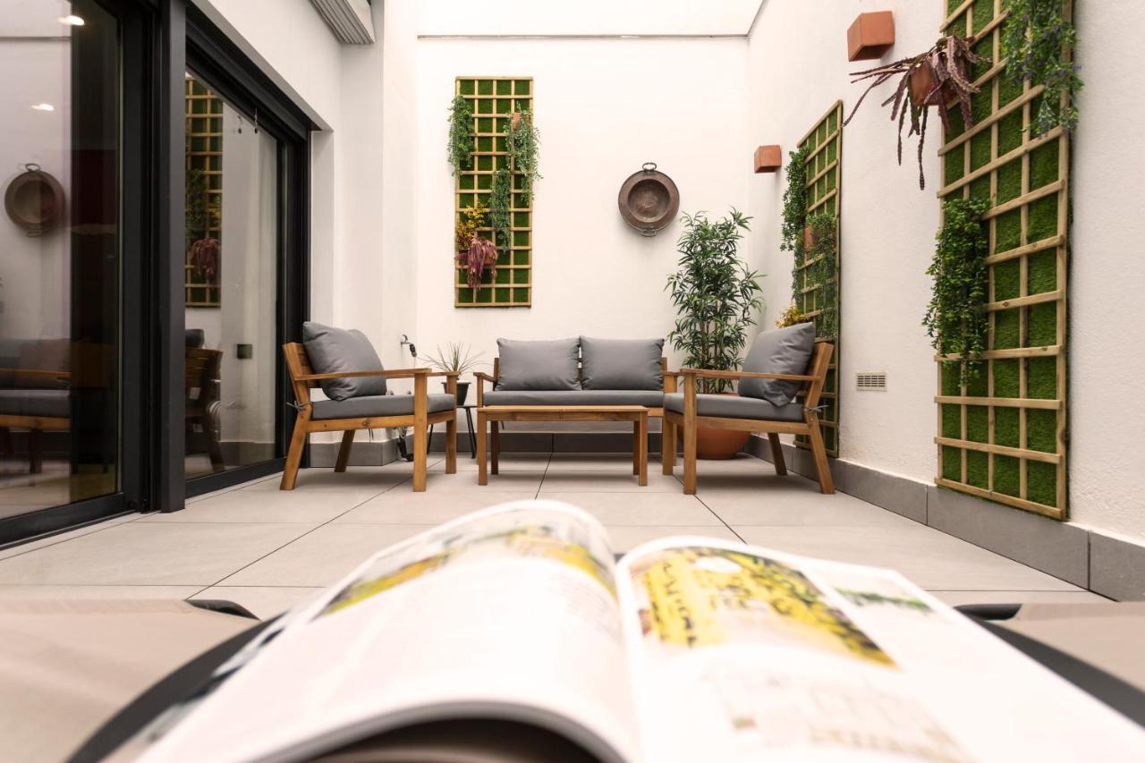 Apartamentos Bajeles Sevilla Urban Экстерьер фото