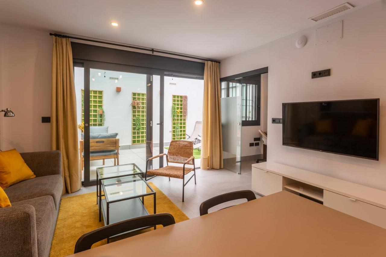 Apartamentos Bajeles Sevilla Urban Экстерьер фото
