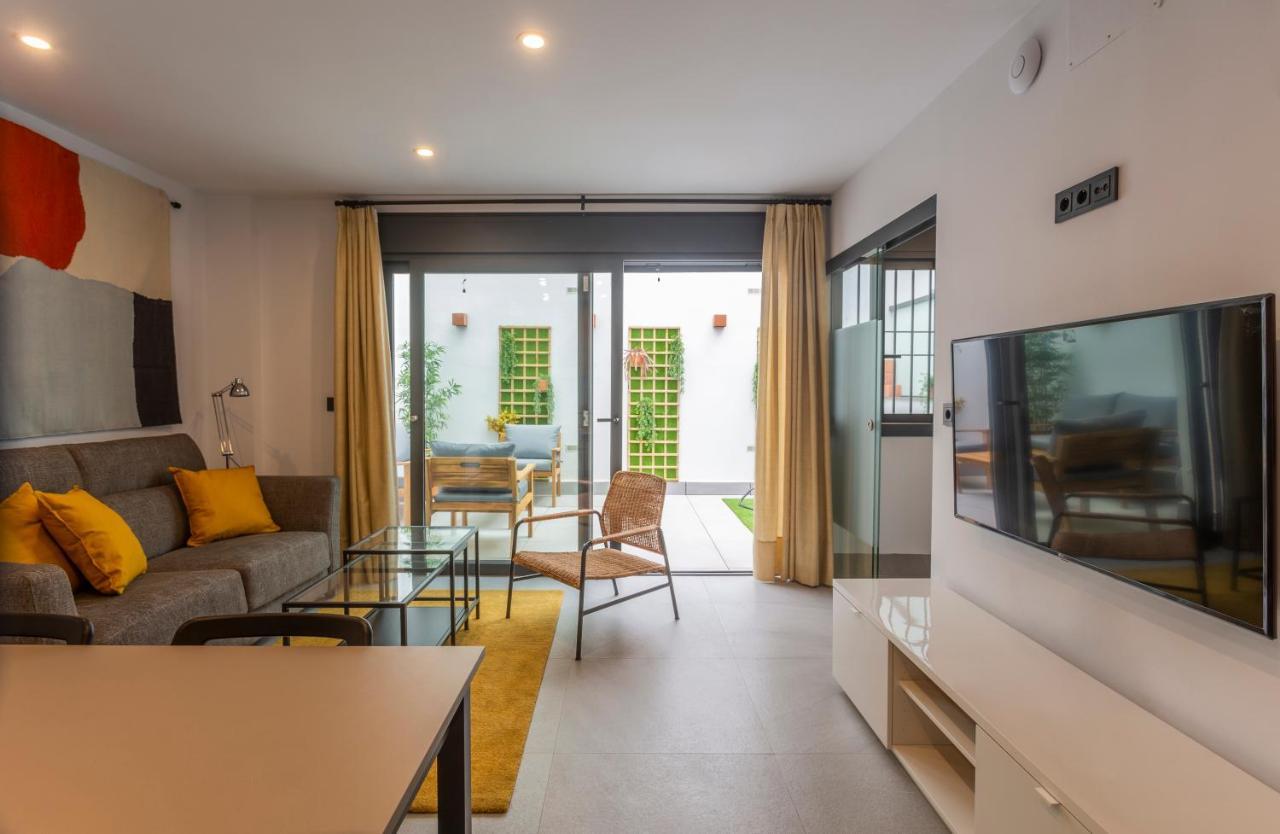 Apartamentos Bajeles Sevilla Urban Экстерьер фото