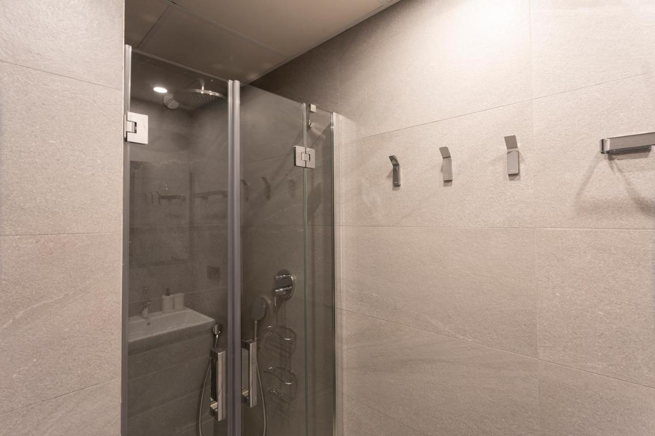 Apartamentos Bajeles Sevilla Urban Экстерьер фото