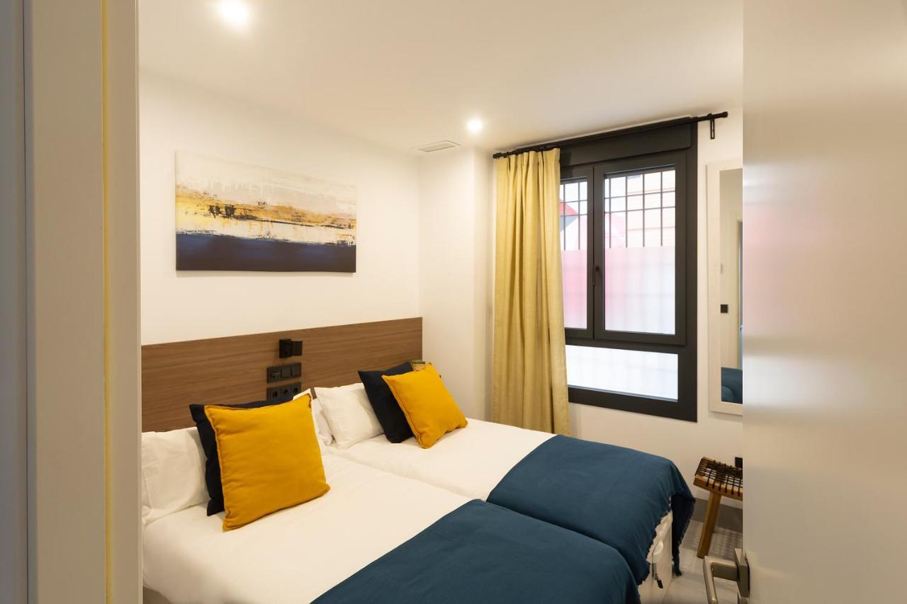 Apartamentos Bajeles Sevilla Urban Экстерьер фото