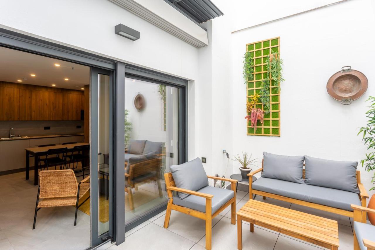 Apartamentos Bajeles Sevilla Urban Экстерьер фото
