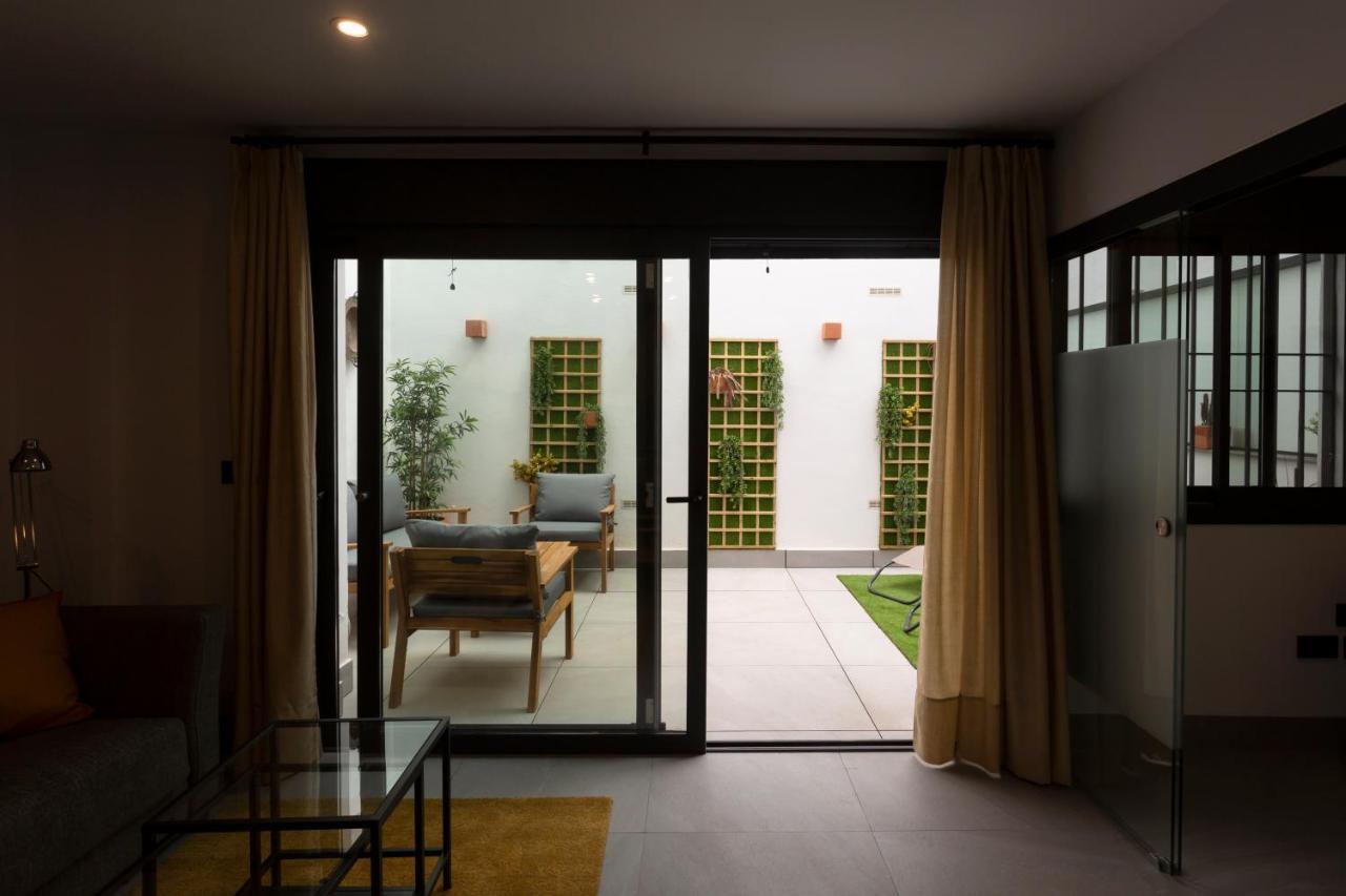 Apartamentos Bajeles Sevilla Urban Экстерьер фото