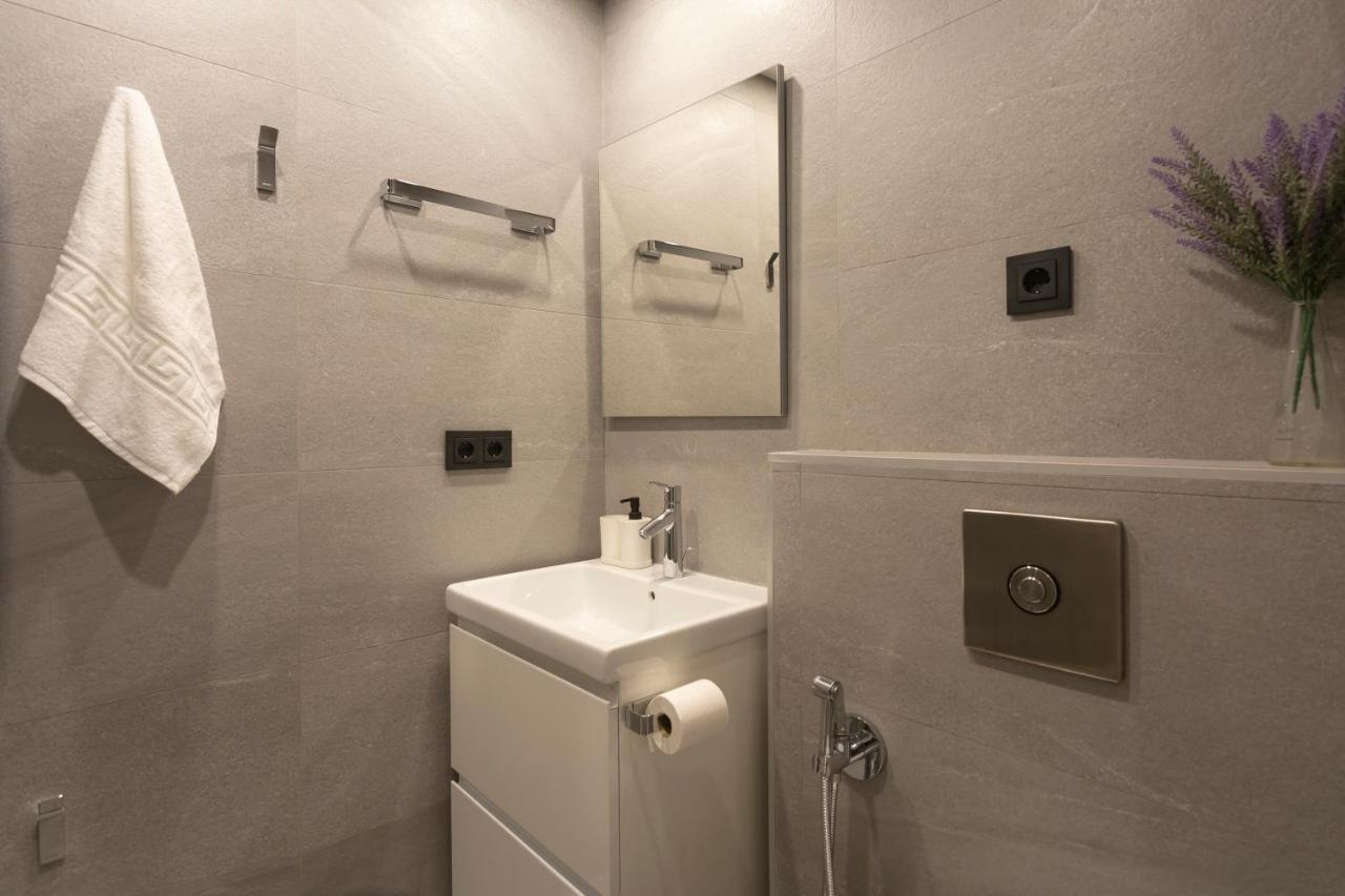 Apartamentos Bajeles Sevilla Urban Экстерьер фото