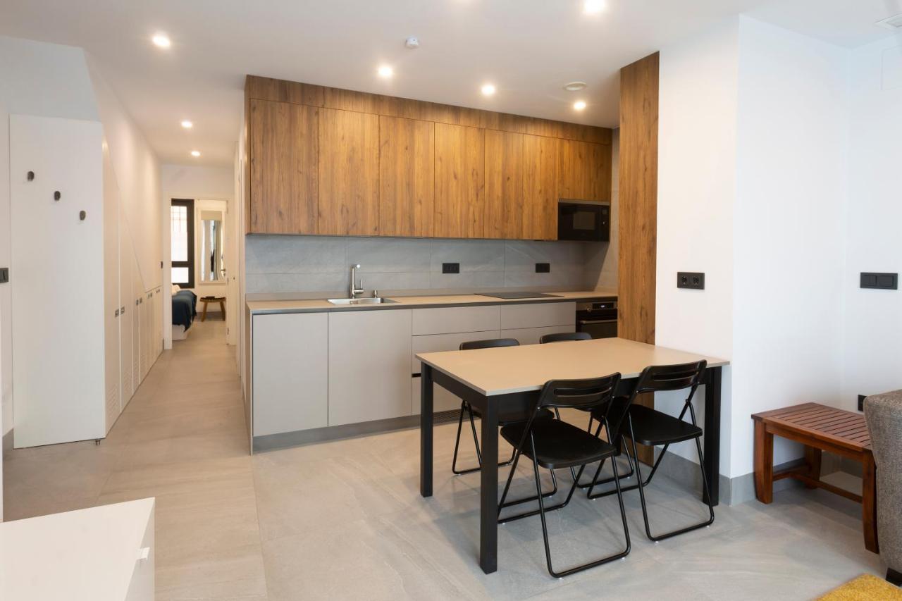 Apartamentos Bajeles Sevilla Urban Экстерьер фото