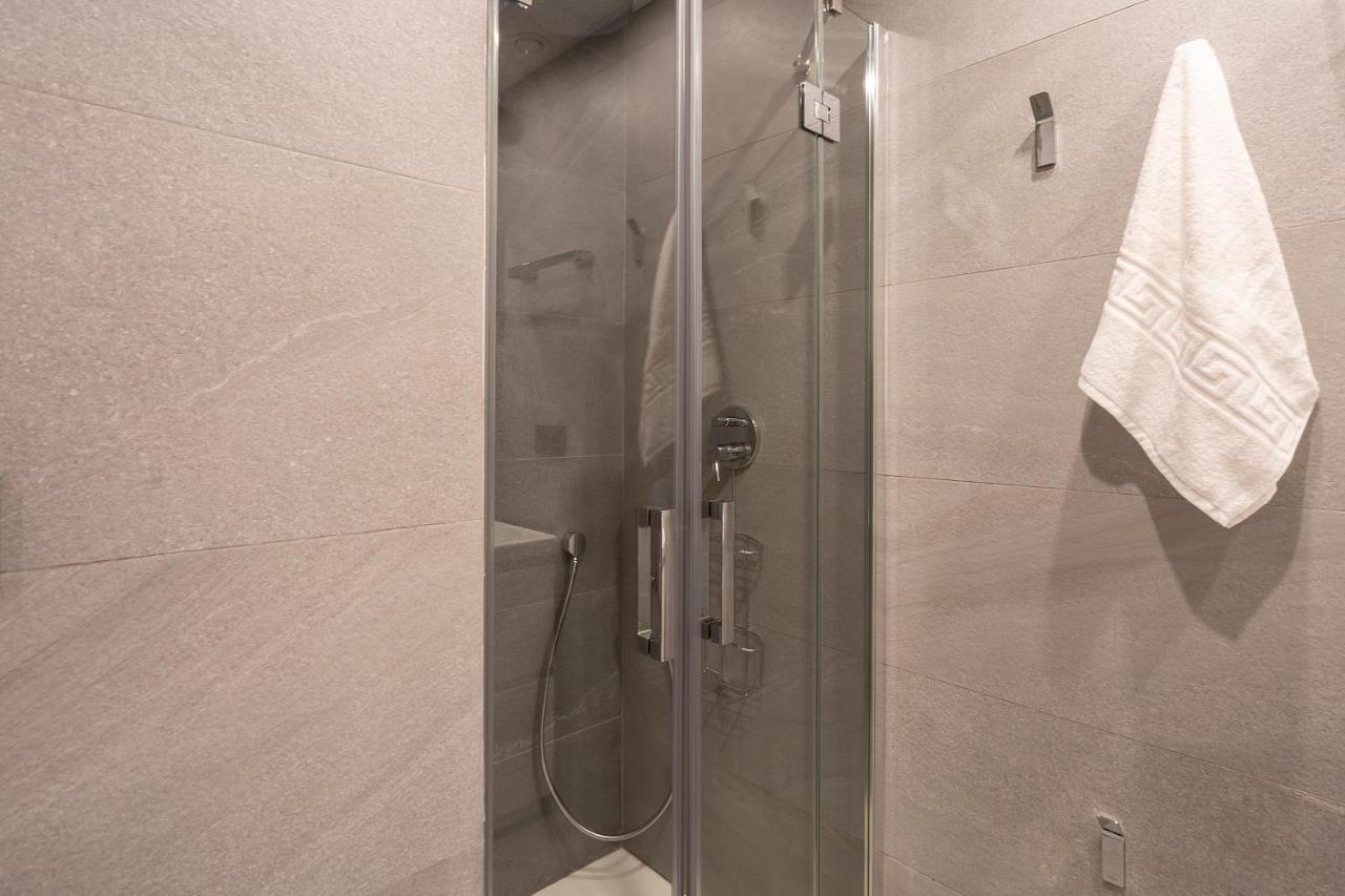 Apartamentos Bajeles Sevilla Urban Экстерьер фото