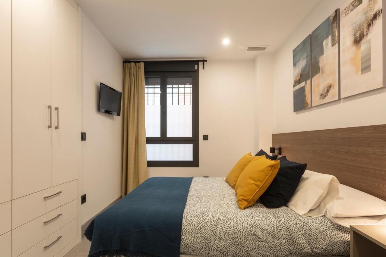 Apartamentos Bajeles Sevilla Urban Экстерьер фото