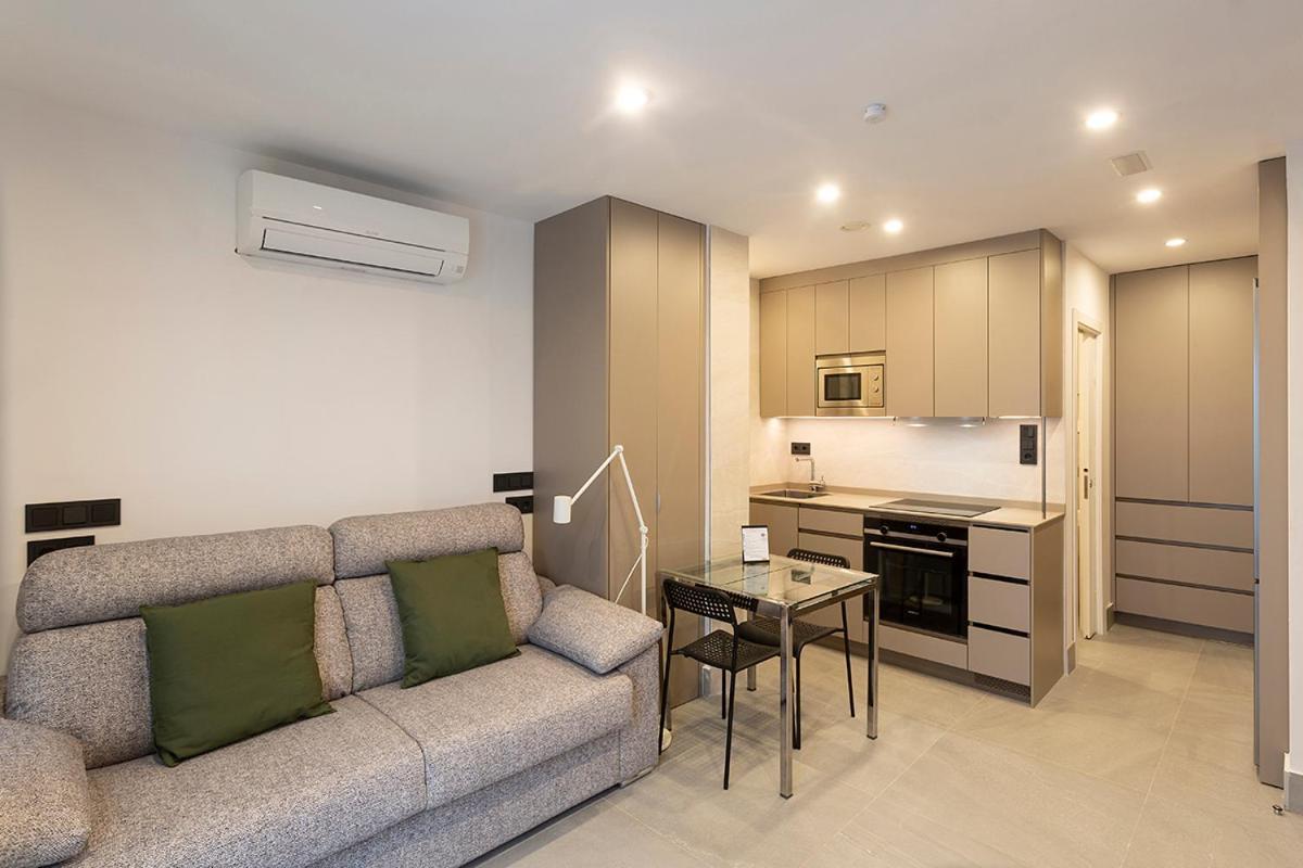 Apartamentos Bajeles Sevilla Urban Экстерьер фото
