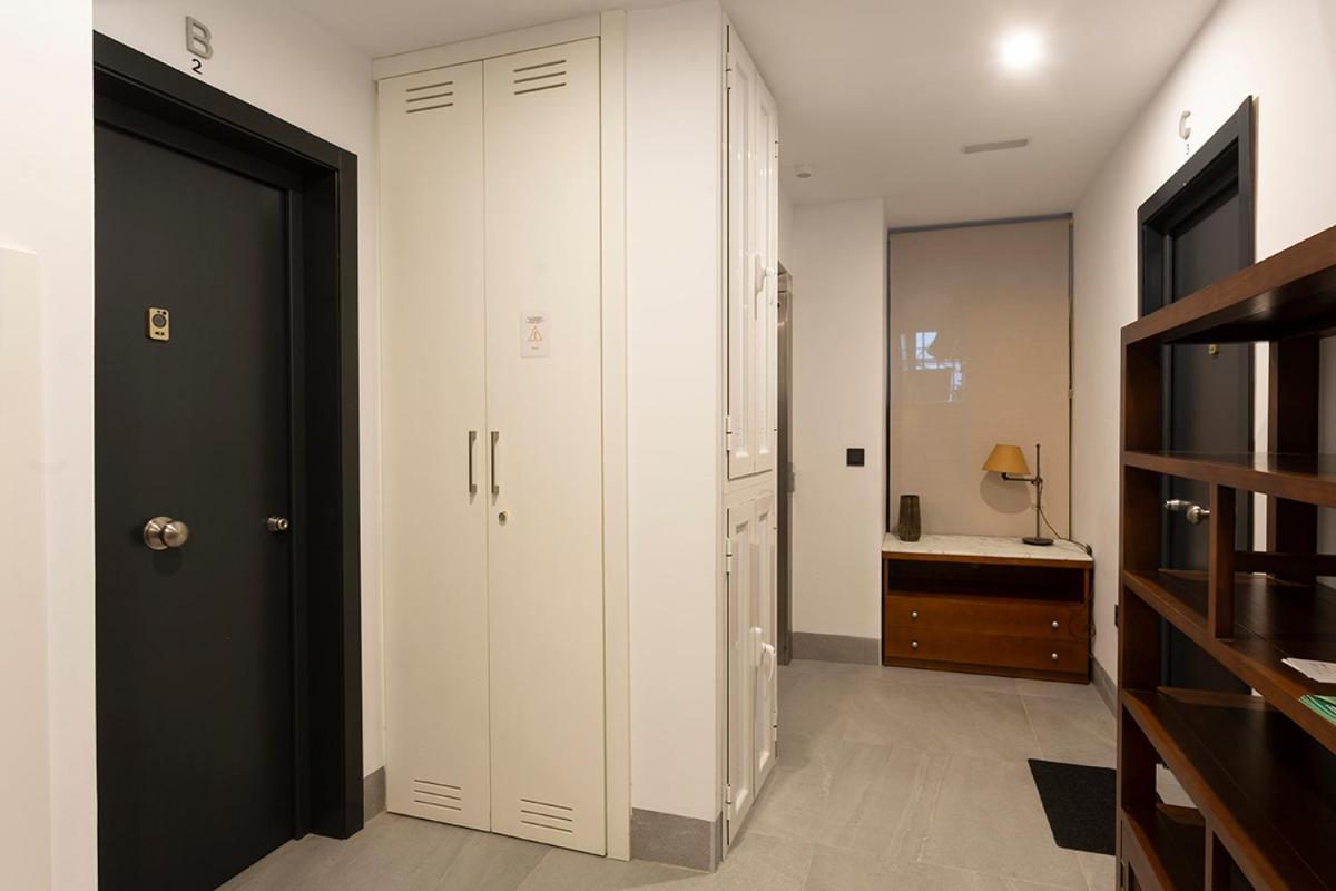 Apartamentos Bajeles Sevilla Urban Экстерьер фото